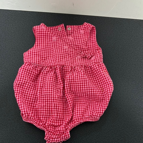 Red Gingham vintage onesie - Picture 1 of 2